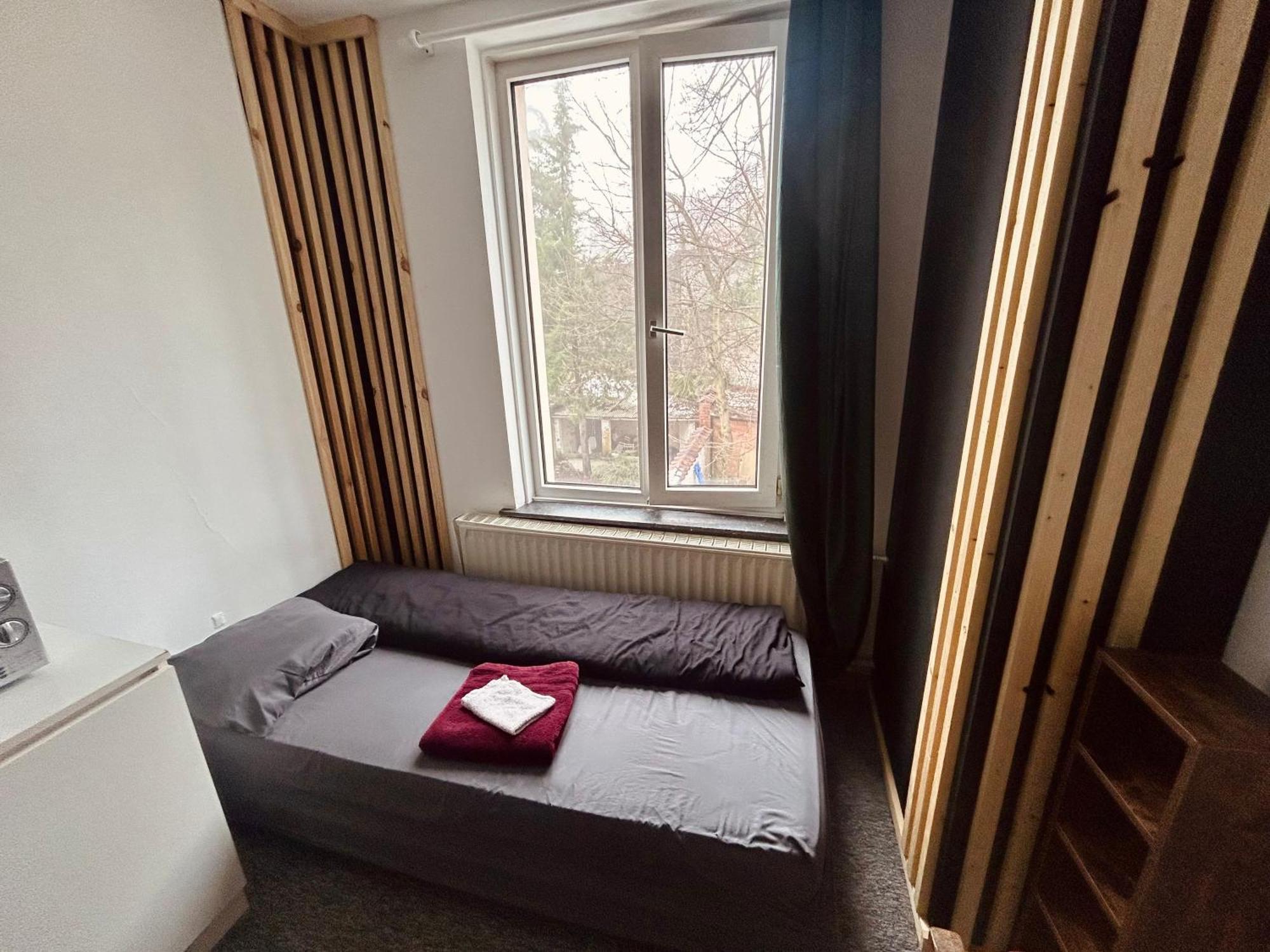 European District Hostel بروكسل المظهر الخارجي الصورة