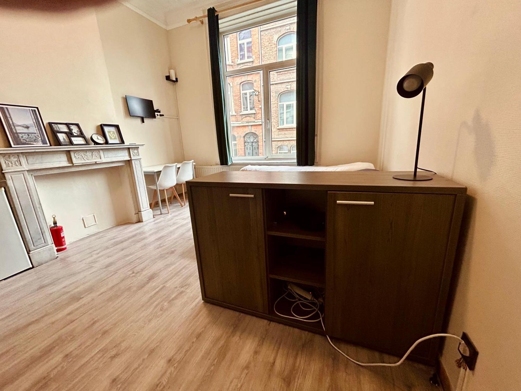 European District Hostel بروكسل المظهر الخارجي الصورة