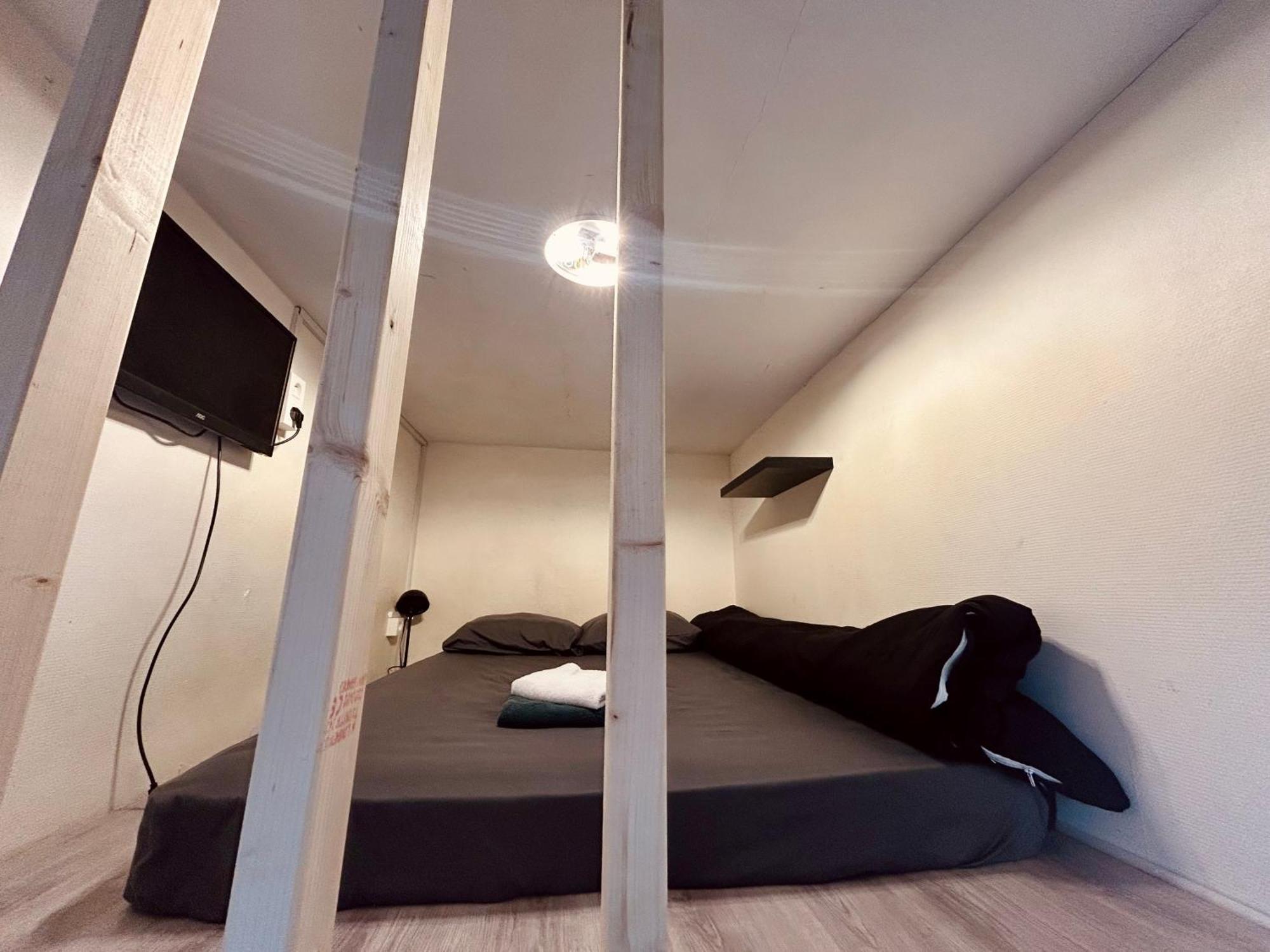 European District Hostel بروكسل المظهر الخارجي الصورة