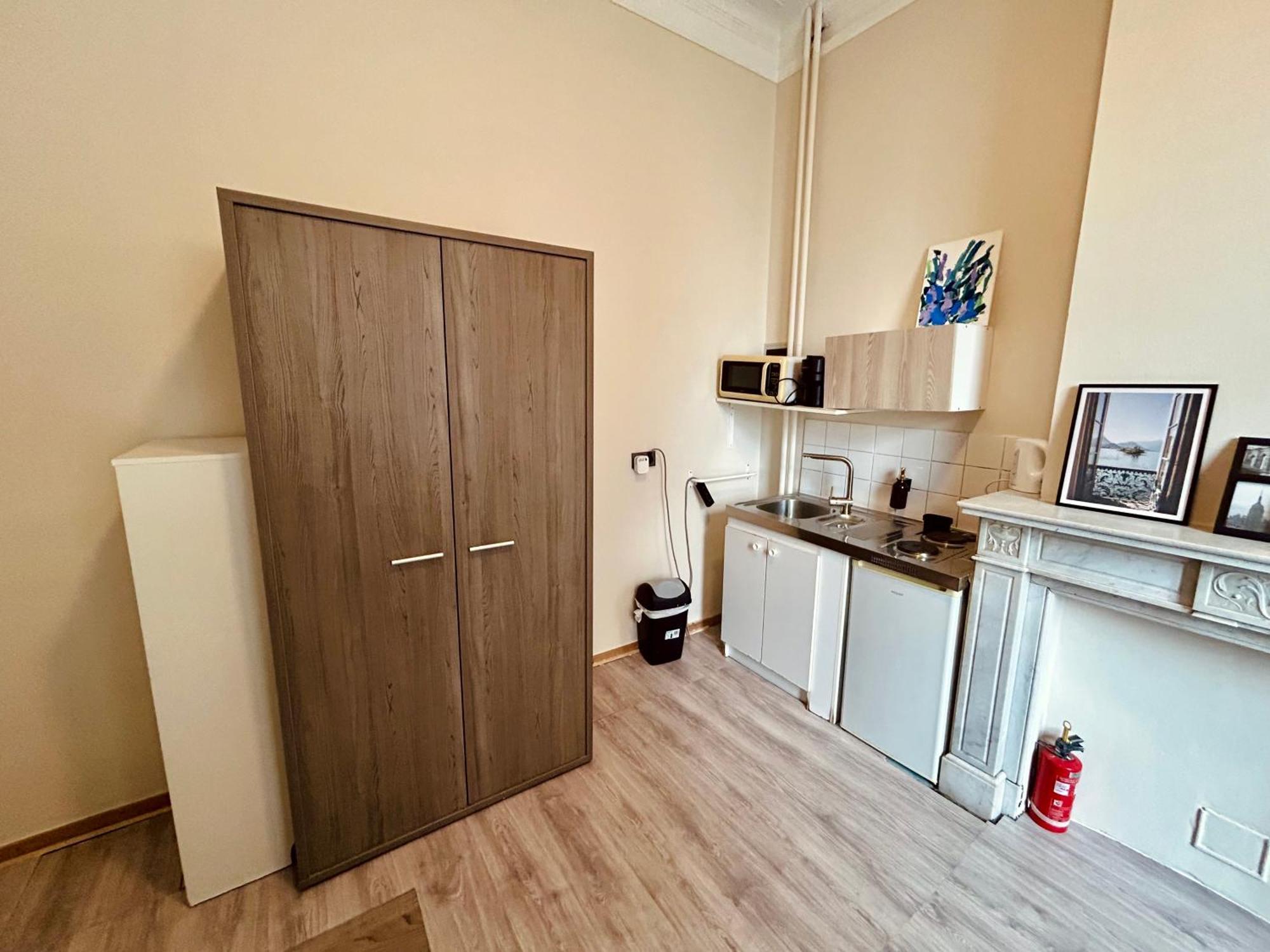 European District Hostel بروكسل المظهر الخارجي الصورة
