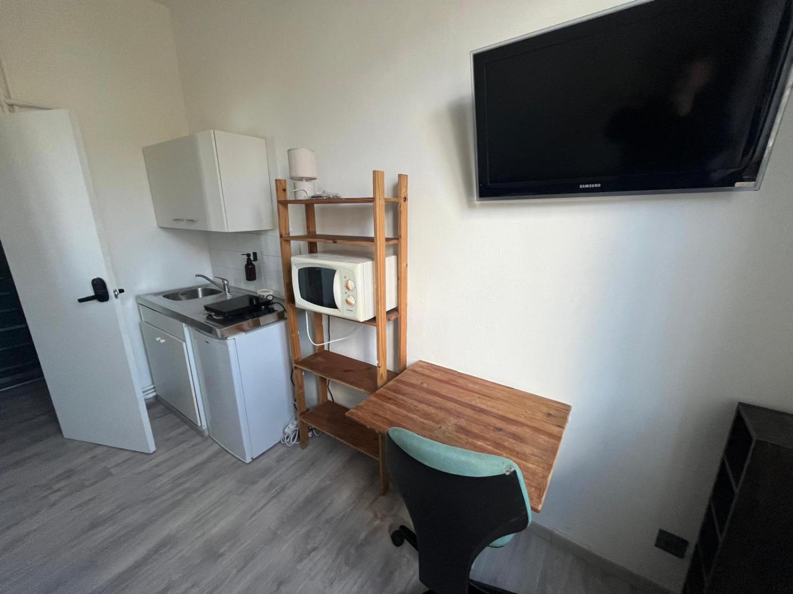 European District Hostel بروكسل المظهر الخارجي الصورة