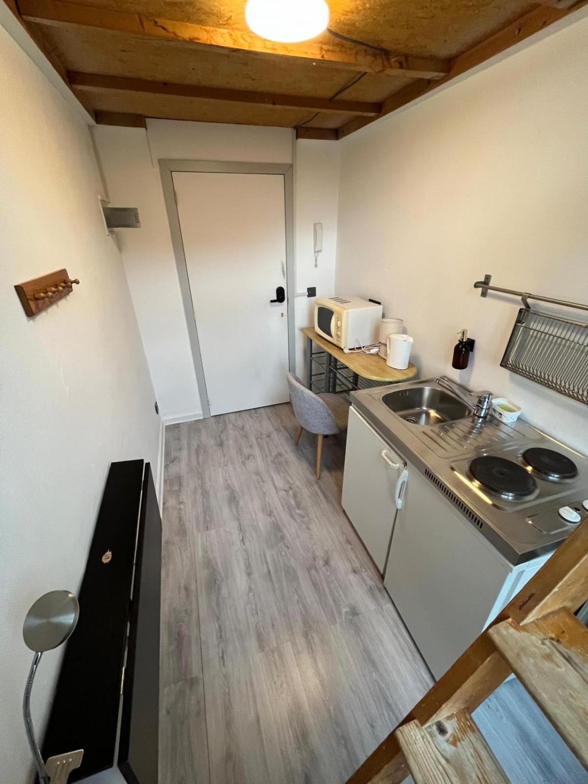 European District Hostel بروكسل المظهر الخارجي الصورة