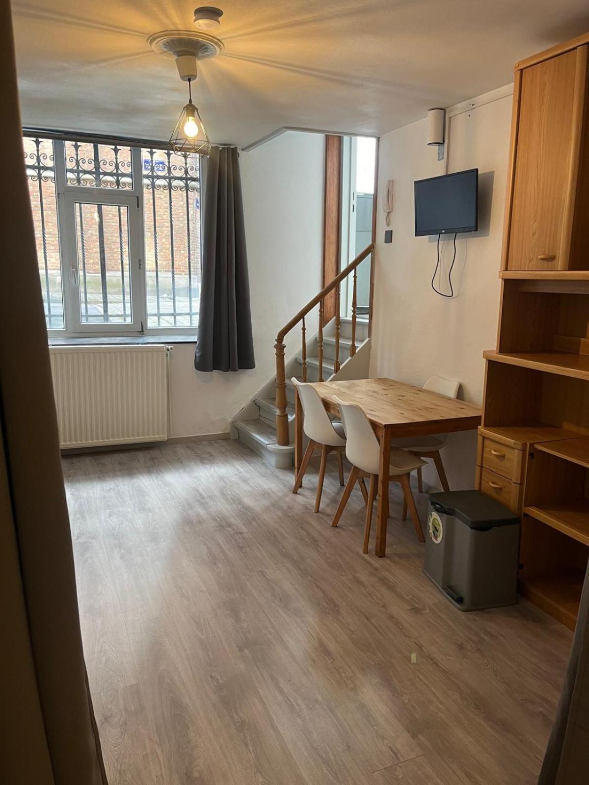 European District Hostel بروكسل المظهر الخارجي الصورة
